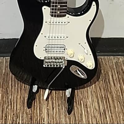 Fender stratocaster 2005 image 1