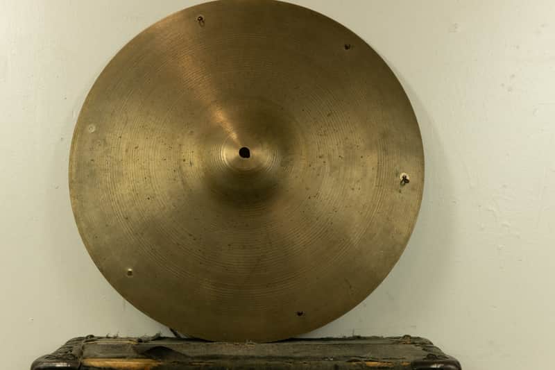 1960s Zildjian A 18" Sizzle Crash Cymbal 1457g image 1
