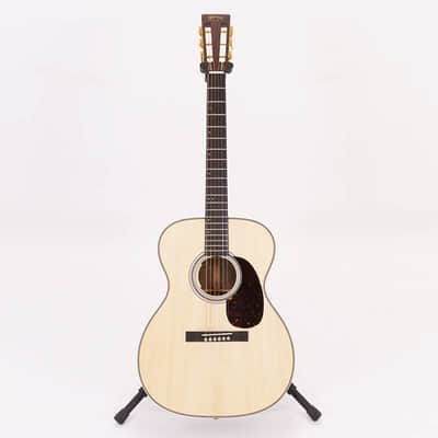 Martin Custom 000 - Adirondack Spruce Top with Wild Grain East Indian Rosewood Back and Sides image 6