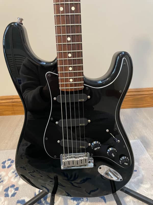 Fender American Standard Stratocaster with Rosewood Fretboard