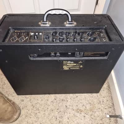 Vox AV30 1x10 Analog Valve Modeling Amp 2010s - Black image 3
