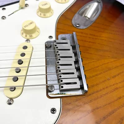 Fender Strat Plus Deluxe Electric Guitar w/ Texas Special pickups • Tobacco Sunburst • 1990 • 8.3 lb image 15