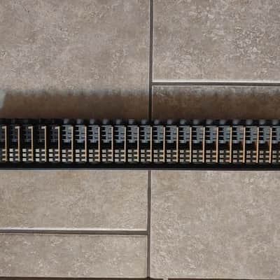 AP Audio - A Division of ACE Products Re 'an Patch System Patch Bay 2010 - Black image 4