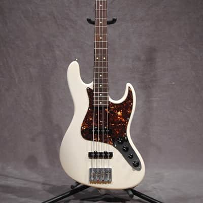 Mike Lull M4V 4-String Bass Olympic White image 1