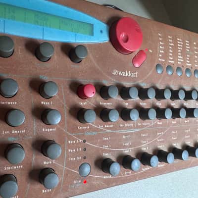 Waldorf Microwave XT Rackmount Wavetable Synthesizer 1998 - Orange