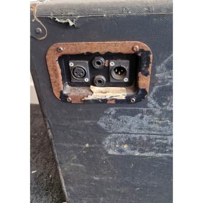 Trace Elliot 1048 - Bass Cabinet - Red Stripe - Spares or Repair image 11