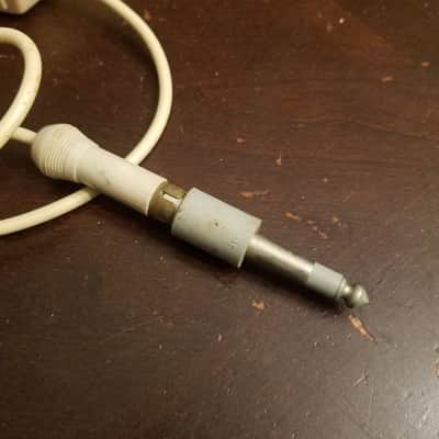 Silvertone T-46 Crystal Harp Mic Telectro Hi-Z lo-fi 1960s Beige Plastic image 8