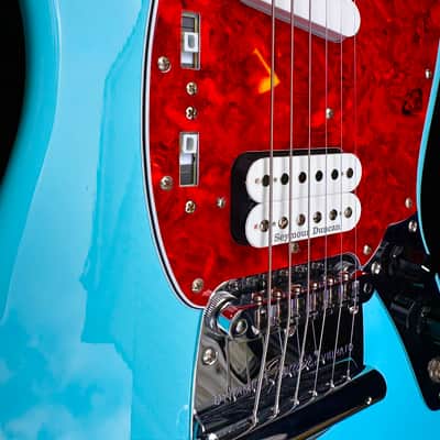 Fender Mustang MG-69 Skystang 1 Kurt Cobain specs image 1