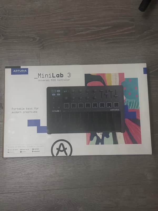 Arturia MINILAB 3 2023 - Black image 1