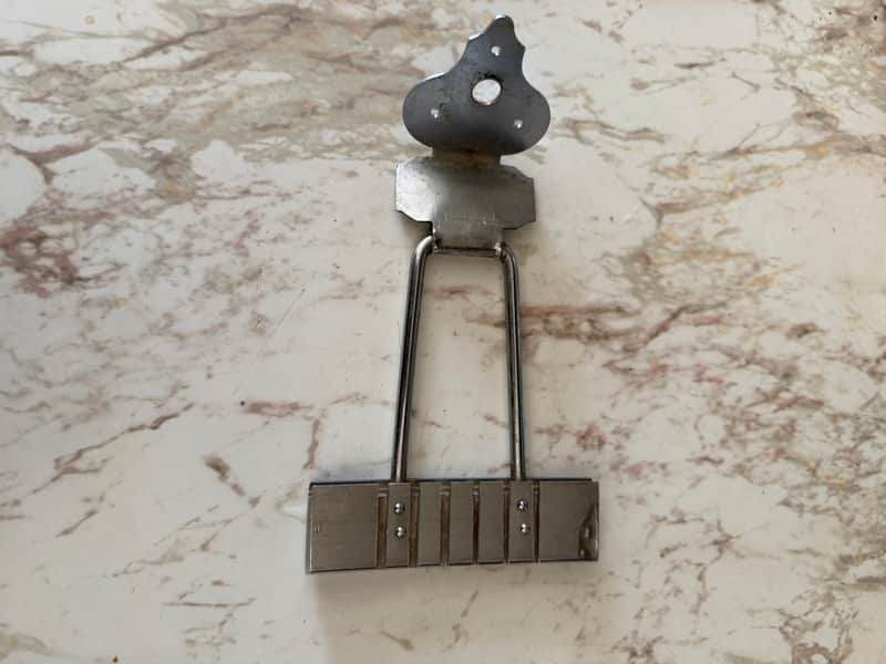Harmony Meteor H70 Trapeze style tailpiece-1950s - early 1960s