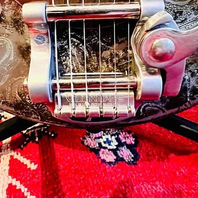 James Trussart Steelphonic 2022 - Rusty Cream on Paisley image 7