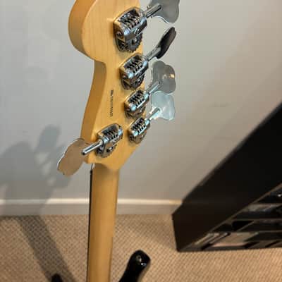 Fender American Precision V 5-string bass 2013 - 3-tone sunburst image 11