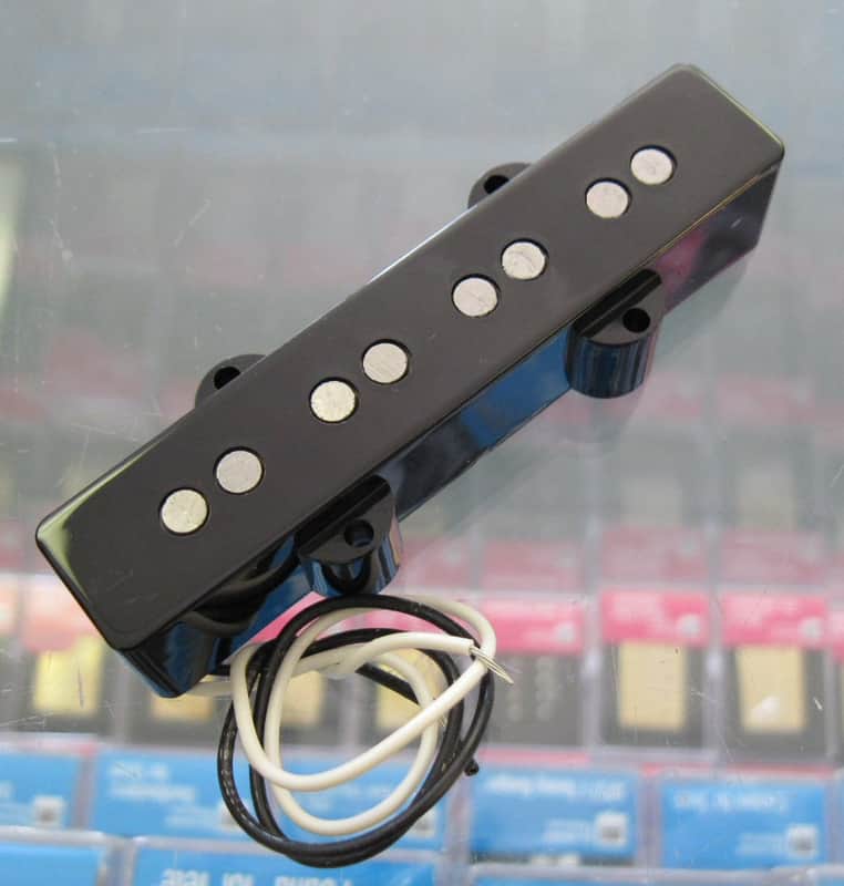 Fender 005-5231-000 American Vintage '75 Jazz Bass Bridge Pickup image 2