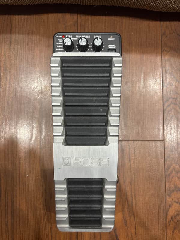 Boss PW-10 V-Wah | Reverb