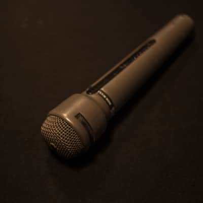 Electro-Voice PL6 Supercardioid Dynamic Microphone