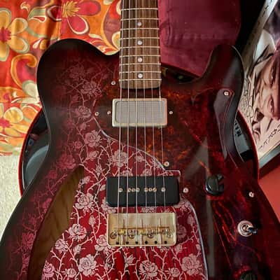 Echopark clarence case study - paisley / burgandy image 4