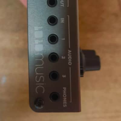 1010 Music Blackbox Desktop Compact Sampling Studio 2016- Excellent condition image 4