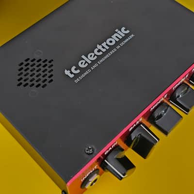 TC Electronic BAM200 200-Watt Class-D Bass Amp Head 2019 - 2021 - Red image 7