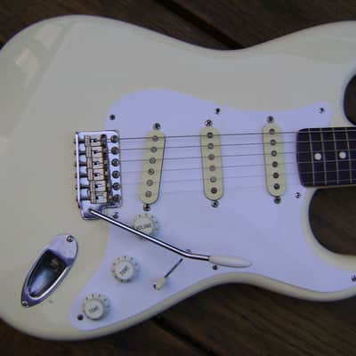Fender Stratocaster E Serial 1985 White Japan Great Player All Stock image 2
