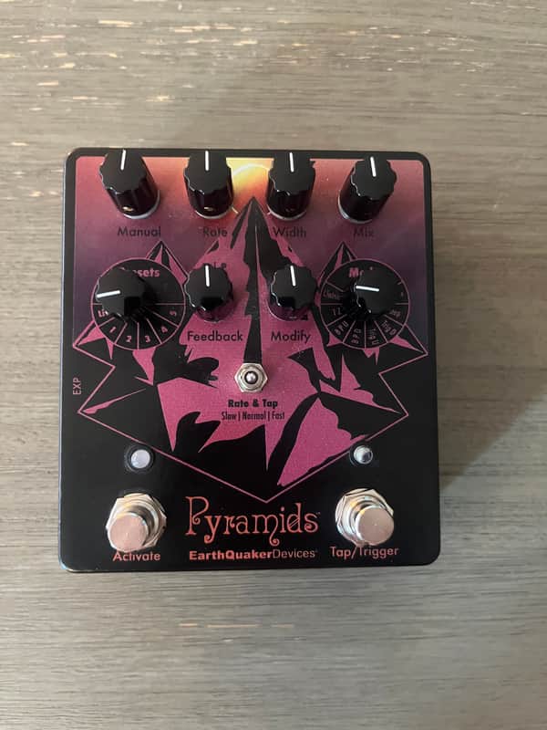 EarthQuaker Devices Pyramids Stereo Flanging Device