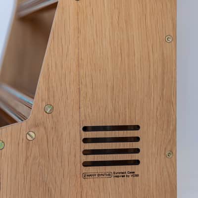 2 Many Synths - 13U 104HP Solid oak Eurorack case with GOLD rails image 7