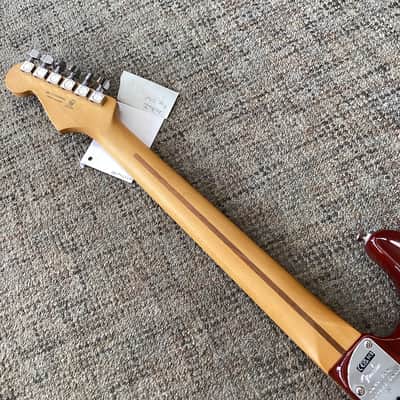 Fender American Professional II Stratocaster with Maple Fretboard in Sienna Sunburst image 5