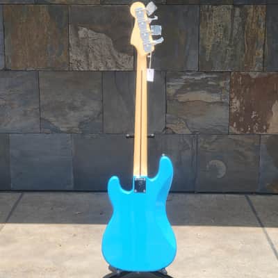 Fender Made in Japan Limited International Color Precision Bass®, Rosewood Fingerboard, Maui Blue image 9