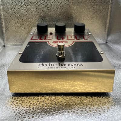 Electro-Harmonix Big Muff Pi 2000 - Present - Silver / Black / Red image 2