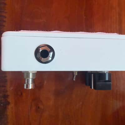 JHS 3 Series Octave Reverb 2022 - Present - White image 4