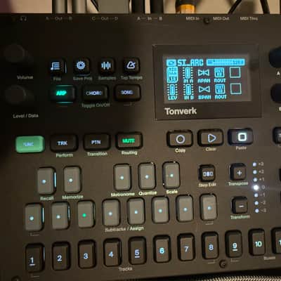 Elektron Tonverk 8-Voice Sampler 2025 - Present - Black image 4
