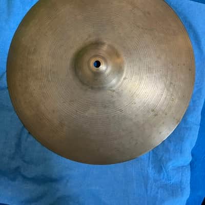 Zildjian VINTAGE 1960's A. Zildjian 14" "Medium" Hi-Hat Cymbals 1960's - Zildjian Cymbal Alloy image 7