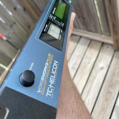 TC Helicon VoiceWorks PLUS Vocal Multi-Effects 2010s (With Power Cord) image 5
