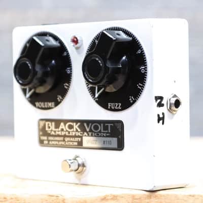 Black Volt Amplification VFUZZ Vintage Fuzz Circuit Design Effect Pedal #110 image 2