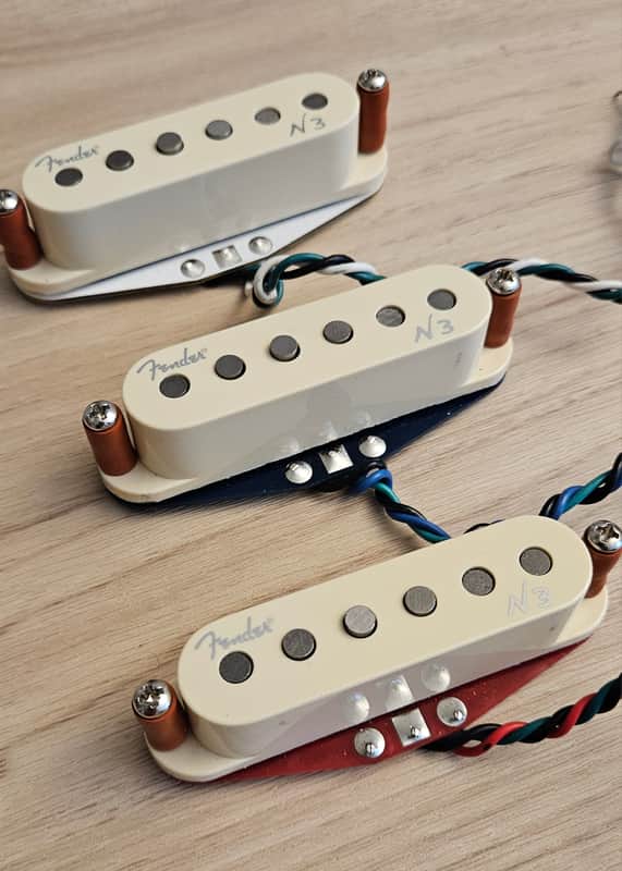 Fender N3 Noiseless Single Coil Pickup Set, Aged White (2011) image 1