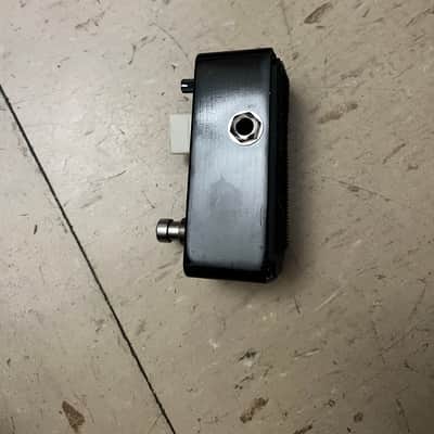 Mooer Trelicopter Tremolo Guitar Effect Pedal 2010s - Black image 3