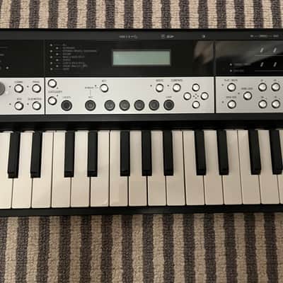 Korg microSTATION 2011 - Present - Black image 4