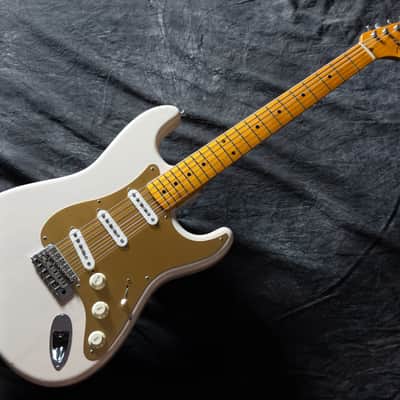 Fender Japan ST-54 Stratocaster Olympic 1990-1991 - White - VERY GOOD condition image 4
