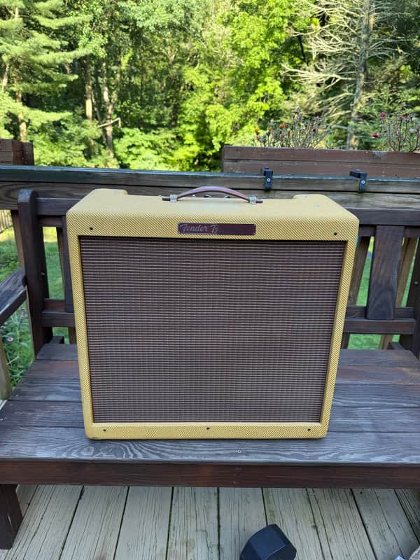 Fender '57 Bandmaster Reissue 2-Channel 26-Watt 3x10" Guitar Combo
