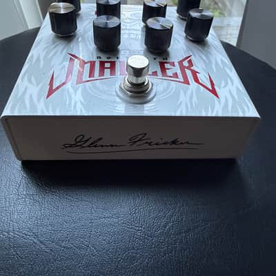 REVV Northern Mauler Glenn Fricker Signature Distortion 2022 - Present - Gloss White / Bear Graphic image 2