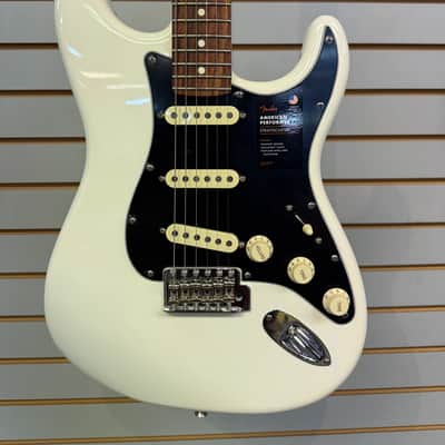 Fender American Performer Stratocaster 2021 - Arctic White image 3