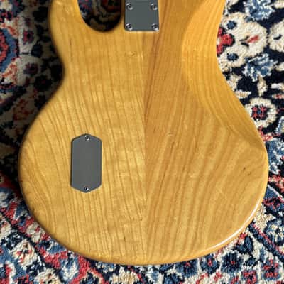 Ernie Ball Music Man StingRay 1991 – Birdseye Neck – w/ Case image 19