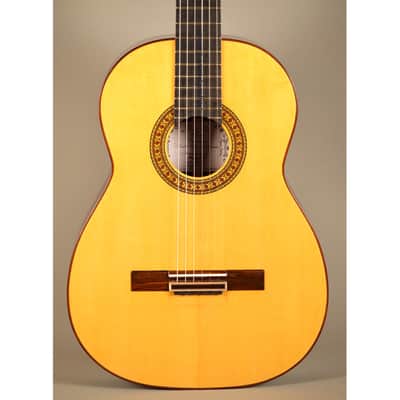 Artisan Flamenco Guitar - French varnish image 2