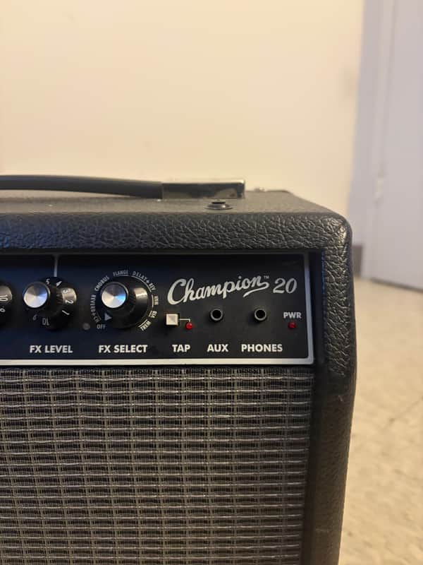 Fender Champion 20 20-Watt 1x8" Guitar Practice Amp 2013 - 2024 - Black image 1