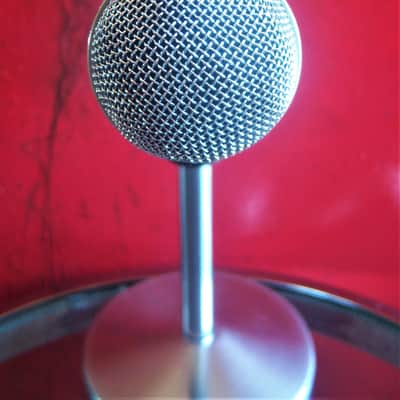 Vintage 1970's Shure PE-585 dynamic cardioid microphone Satin Chrome w mic clip image 3