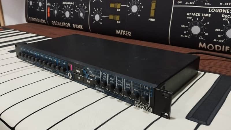 Simmons SDS 1000M 5-Channel Analog and Digital Drum Module with MIDI image 1