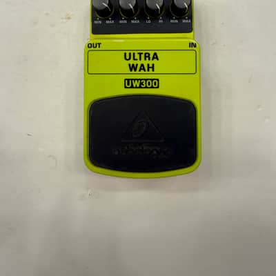 Behringer UW300 Ultra Wah Auto Envelope Filter Guitar Effect Pedal image 1