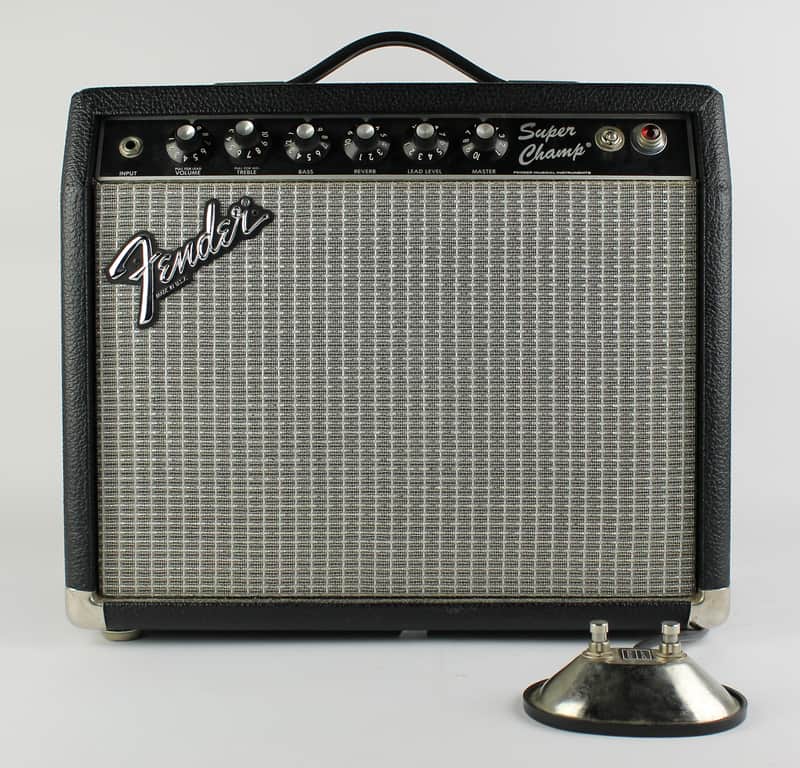 Fender Super Champ 18-Watt 1x10" Guitar Combo 1982 - 1986 image 3