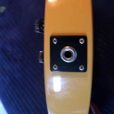 Epiphone Les Paul Jr. Special 2022 - TV Yellow image 8