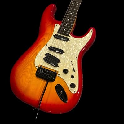 Charvel ST Custom - Circa 1990 1991 - MIJ - Made in Japan - Cherry Sunburst - w/ HSC image 4