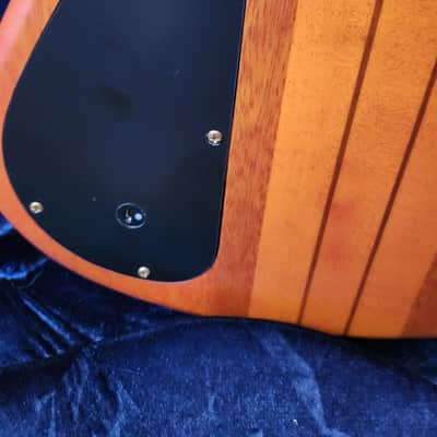 Schecter Stiletto Studio-4 Bass – Honey Satin – Fishman Fluence Upgraded – Excellent Condition + Hard Case image 7